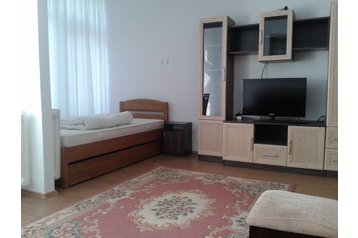 Унгария Privát Nyíregyháza, Екстериор
